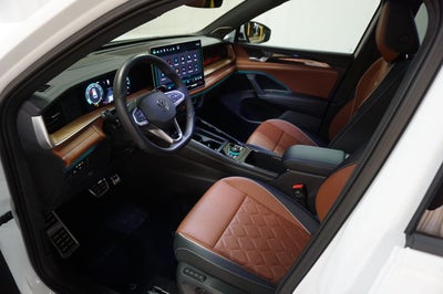 2025 Volkswagen Tiguan 2.0T SEL R-Line