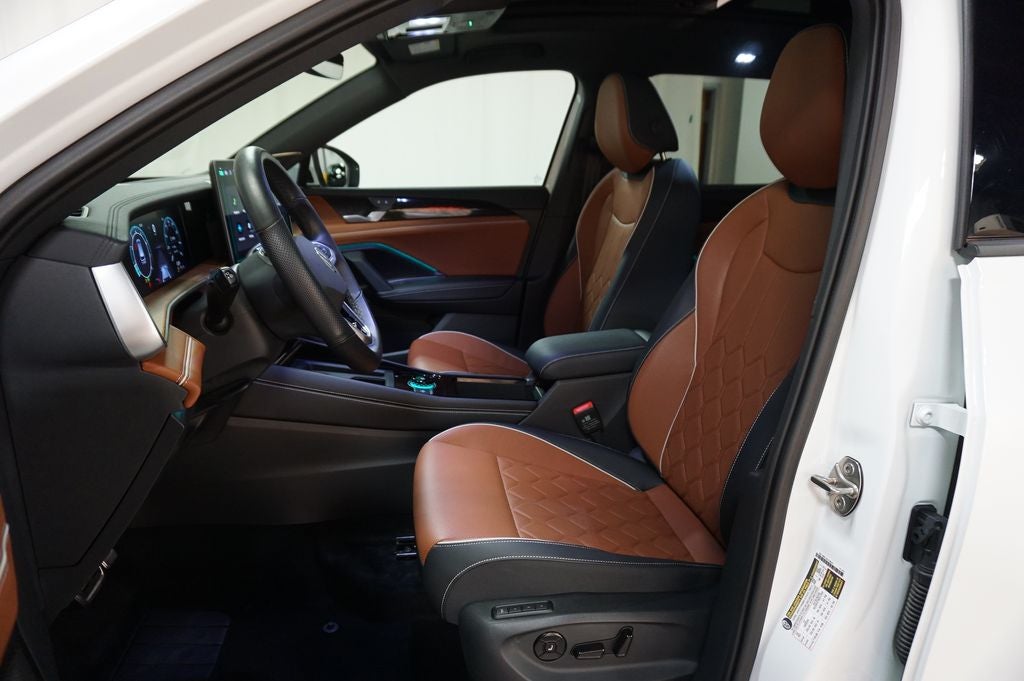 2025 Volkswagen Tiguan 2.0T SEL R-Line