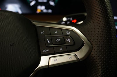 2025 Volkswagen Tiguan 2.0T SEL R-Line