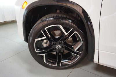 2025 Volkswagen Tiguan 2.0T SEL R-Line