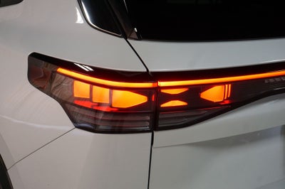 2025 Volkswagen Tiguan 2.0T SEL R-Line