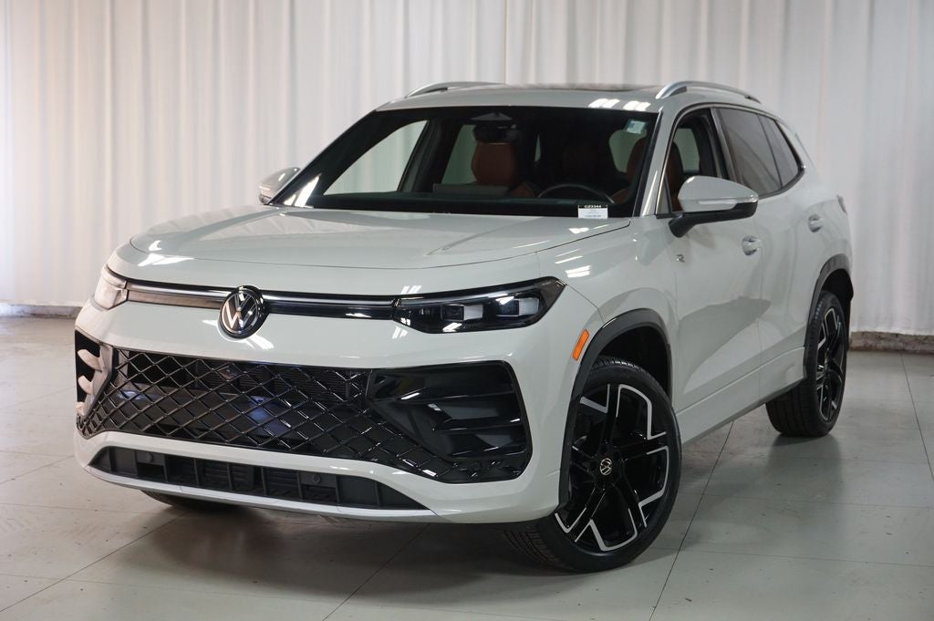 2025 Volkswagen Tiguan 2.0T SEL R-Line
