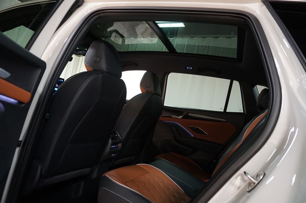 2025 Volkswagen Tiguan 2.0T SEL R-Line