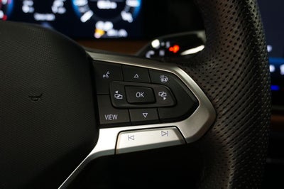 2025 Volkswagen Tiguan 2.0T SEL R-Line