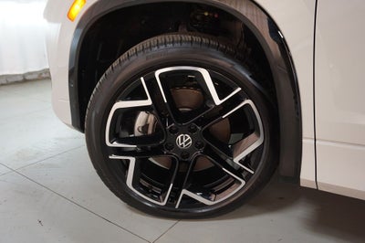 2025 Volkswagen Tiguan 2.0T SEL R-Line