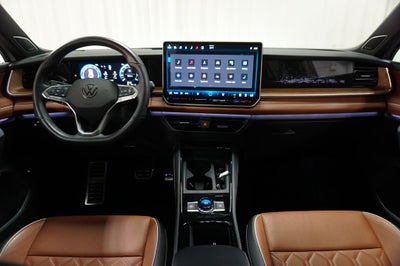 2025 Volkswagen Tiguan 2.0T SEL R-Line