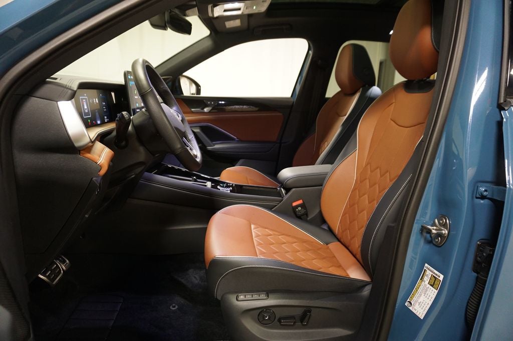 2025 Volkswagen Tiguan 2.0T SEL R-Line