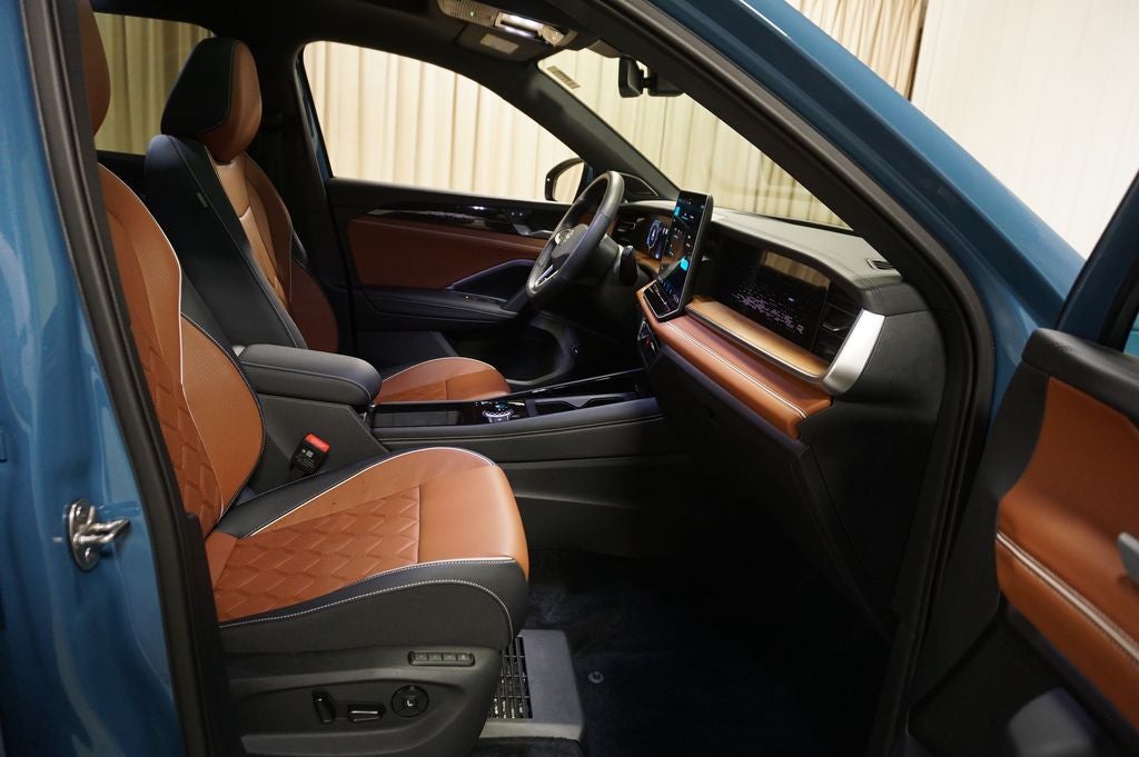 2025 Volkswagen Tiguan 2.0T SEL R-Line