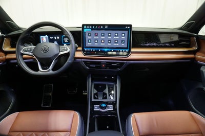 2025 Volkswagen Tiguan 2.0T SEL R-Line