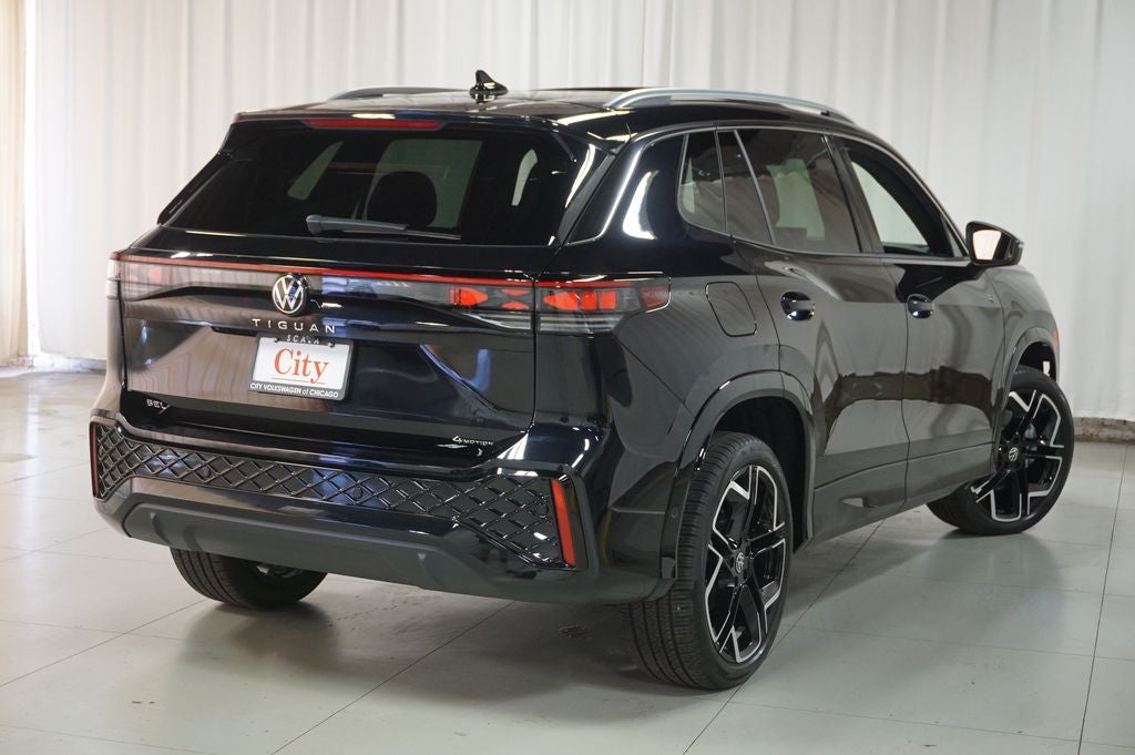 2025 Volkswagen Tiguan 2.0T SEL R-Line