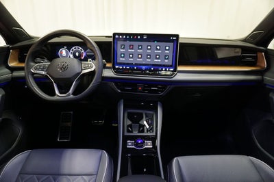 2025 Volkswagen Tiguan 2.0T SEL R-Line