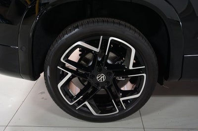 2025 Volkswagen Tiguan 2.0T SEL R-Line