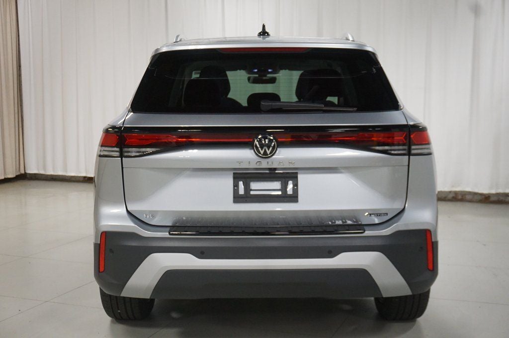 2025 Volkswagen Tiguan 2.0T SE