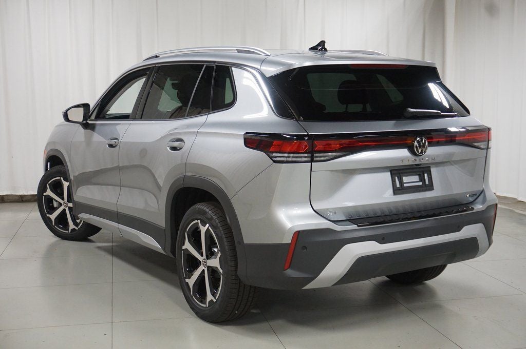 2025 Volkswagen Tiguan 2.0T SE