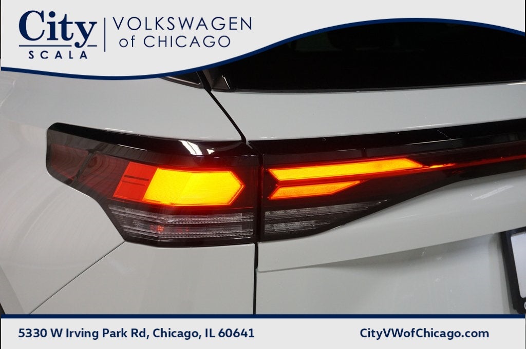 2025 Volkswagen Tiguan 2.0T SE