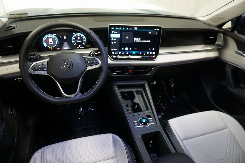 2025 Volkswagen Tiguan 2.0T SE