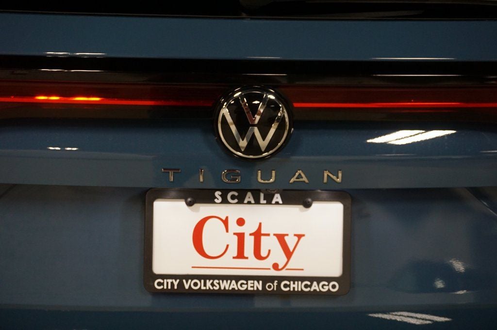 2025 Volkswagen Tiguan 2.0T SE