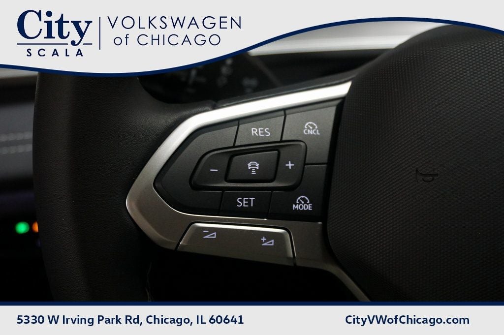 2025 Volkswagen Tiguan 2.0T SE