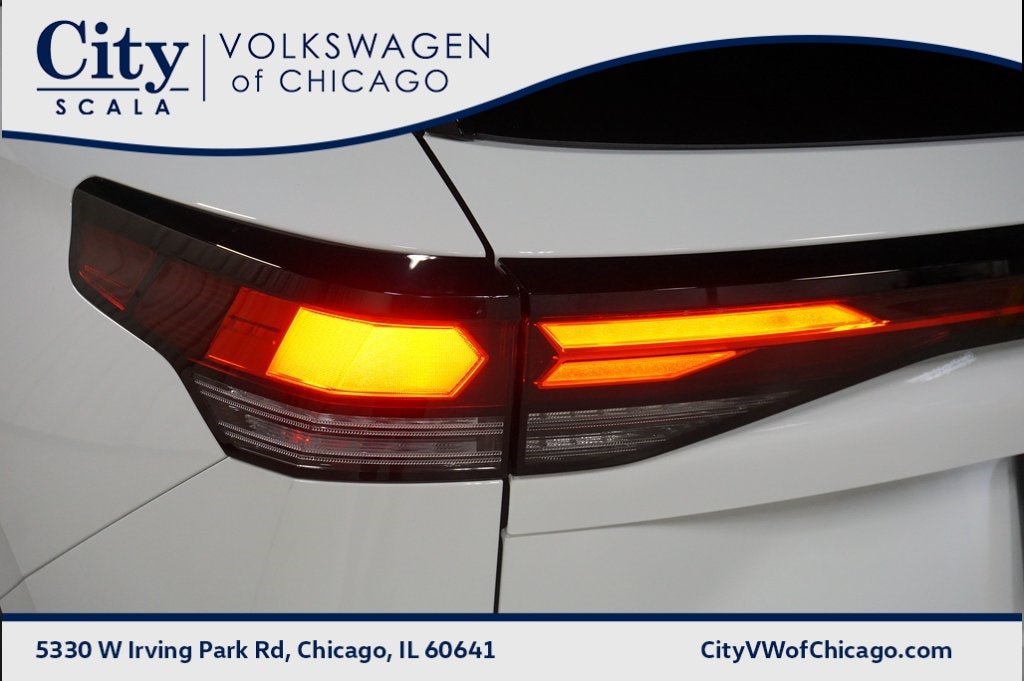 2025 Volkswagen Tiguan 2.0T SE