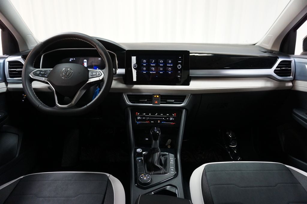 2026 Volkswagen Taos 1.5T SE