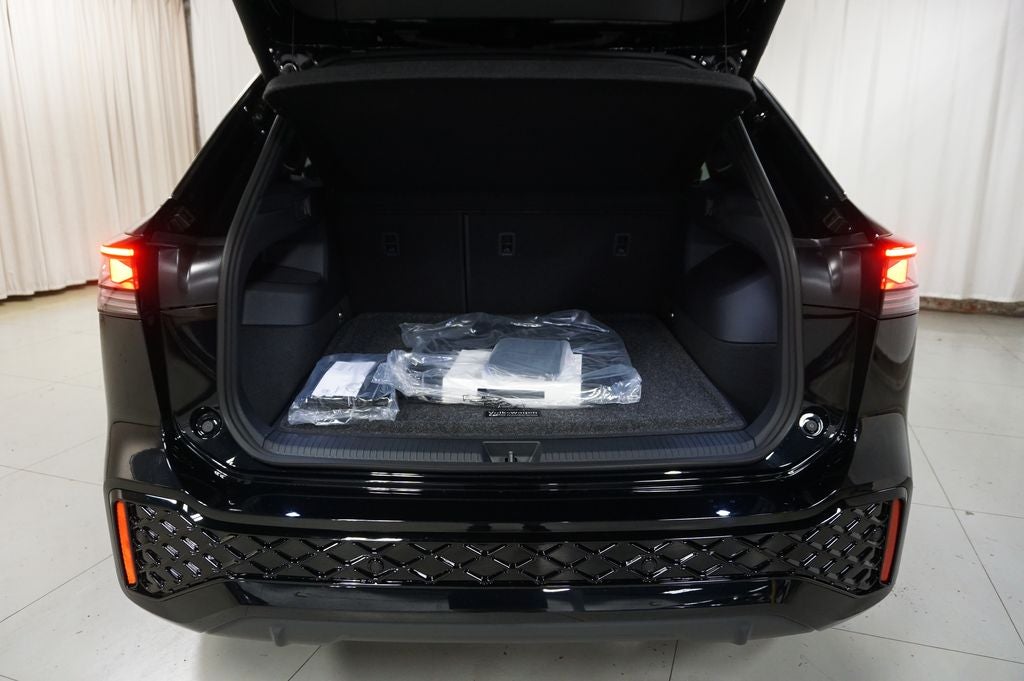 2026 Volkswagen Tiguan 2.0T SEL R-Line Turbo