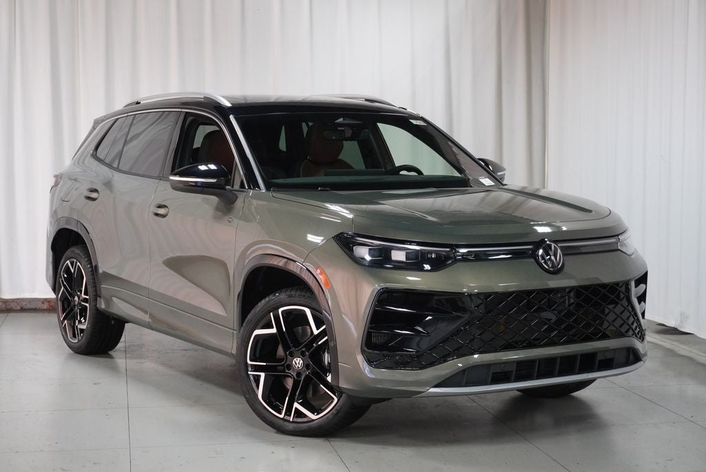 2026 Volkswagen Tiguan 2.0T SEL R-Line Turbo