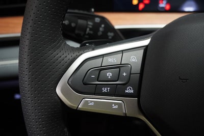 2026 Volkswagen Tiguan 2.0T SEL R-Line Turbo