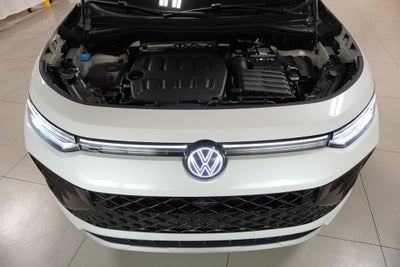 2026 Volkswagen Tiguan 2.0T SEL R-Line Turbo