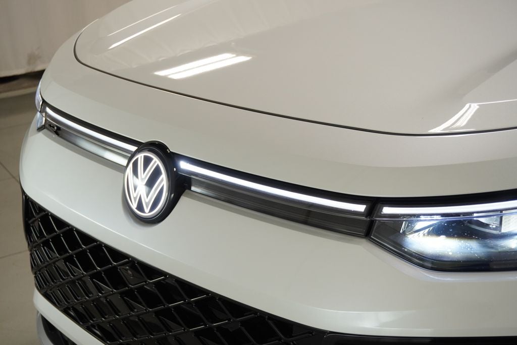 2026 Volkswagen Tiguan 2.0T SEL R-Line Turbo