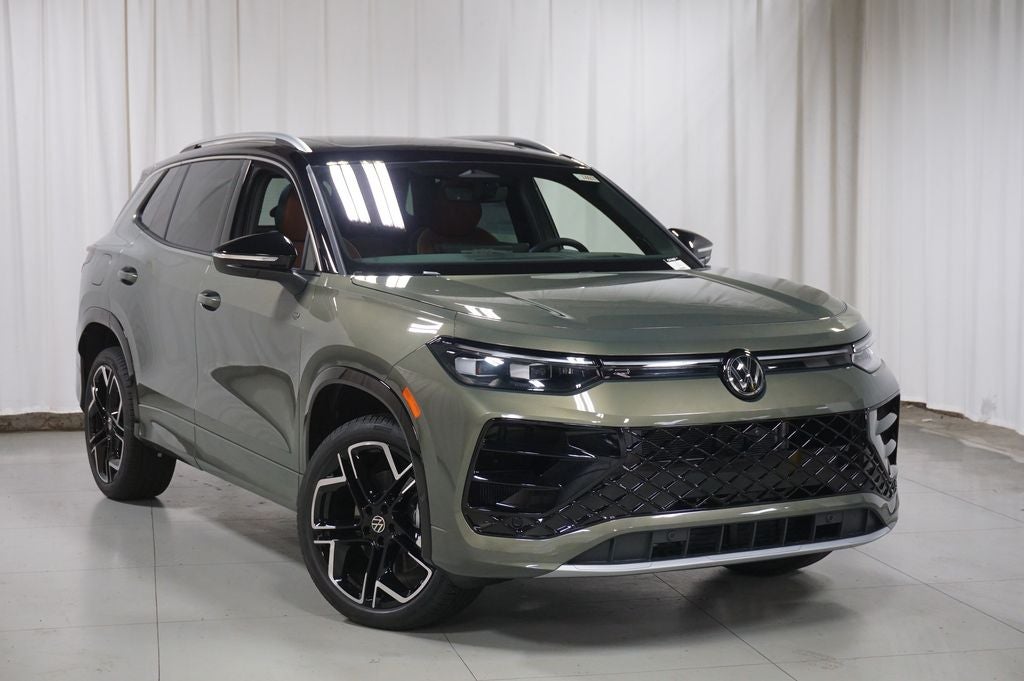 2026 Volkswagen Tiguan 2.0T SEL R-Line Turbo