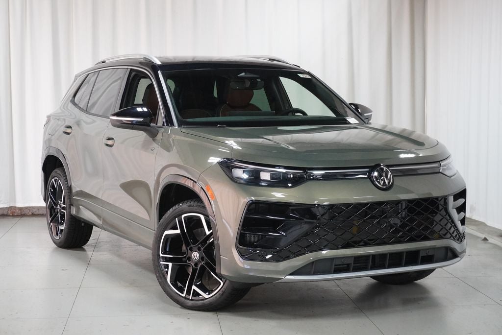 2026 Volkswagen Tiguan 2.0T SEL R-Line Turbo
