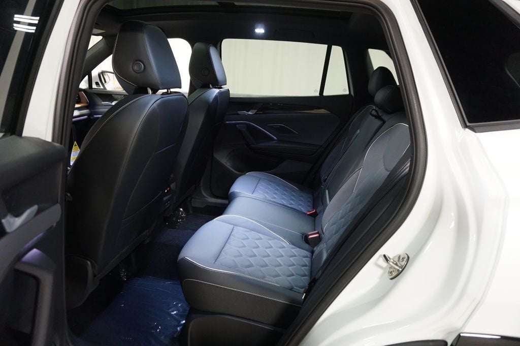 2026 Volkswagen Tiguan 2.0T SEL R-Line Turbo