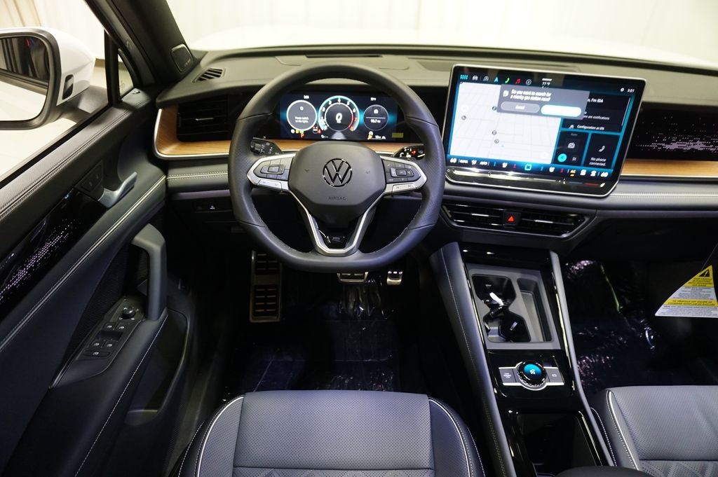 2026 Volkswagen Tiguan 2.0T SEL R-Line Turbo