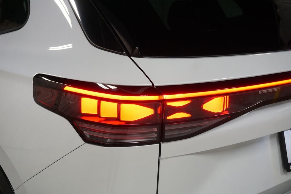 2026 Volkswagen Tiguan 2.0T SEL R-Line Turbo