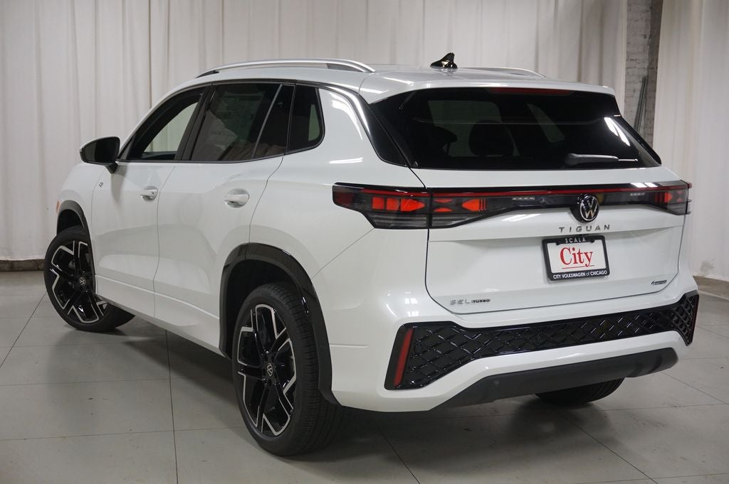 2026 Volkswagen Tiguan 2.0T SEL R-Line Turbo