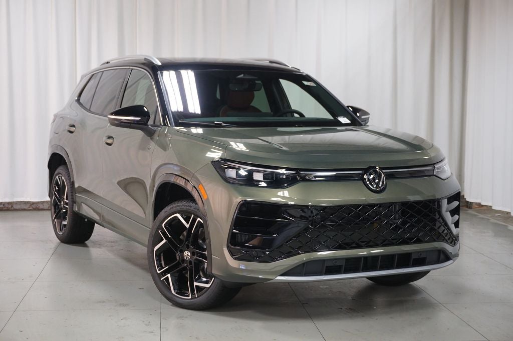 2026 Volkswagen Tiguan 2.0T SEL R-Line Turbo