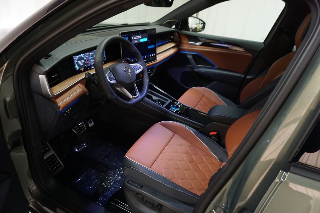 2026 Volkswagen Tiguan 2.0T SEL R-Line Turbo
