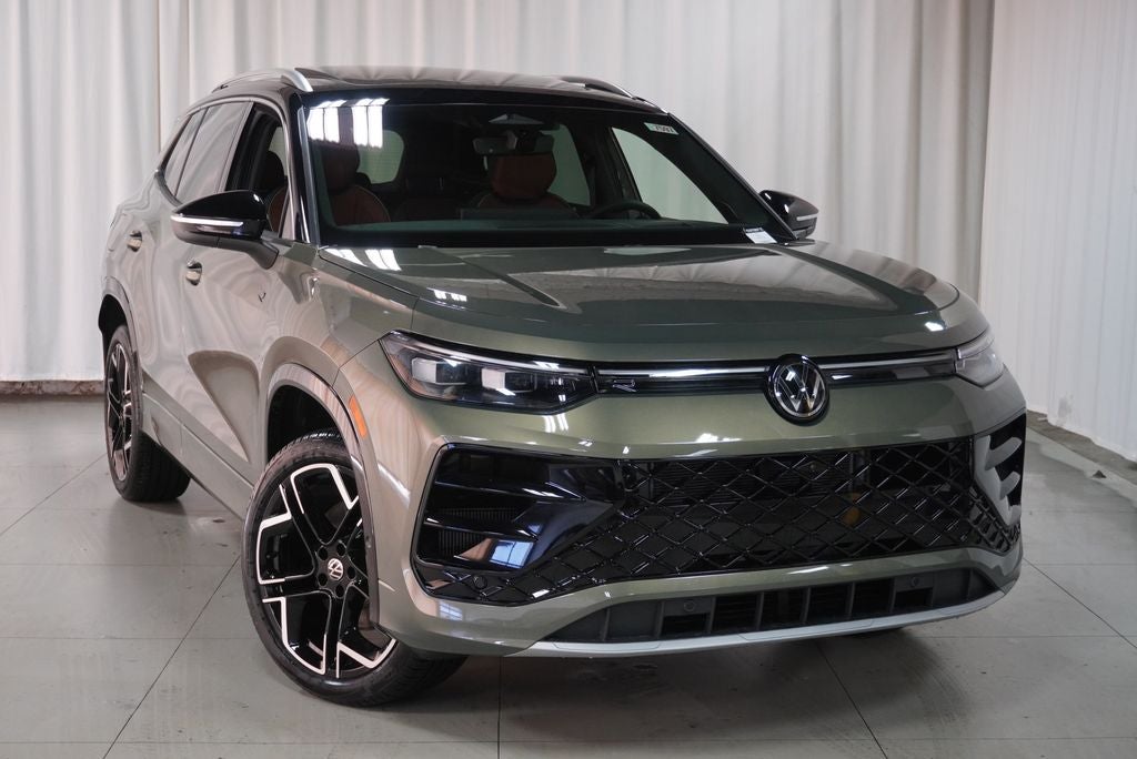 2026 Volkswagen Tiguan 2.0T SEL R-Line Turbo
