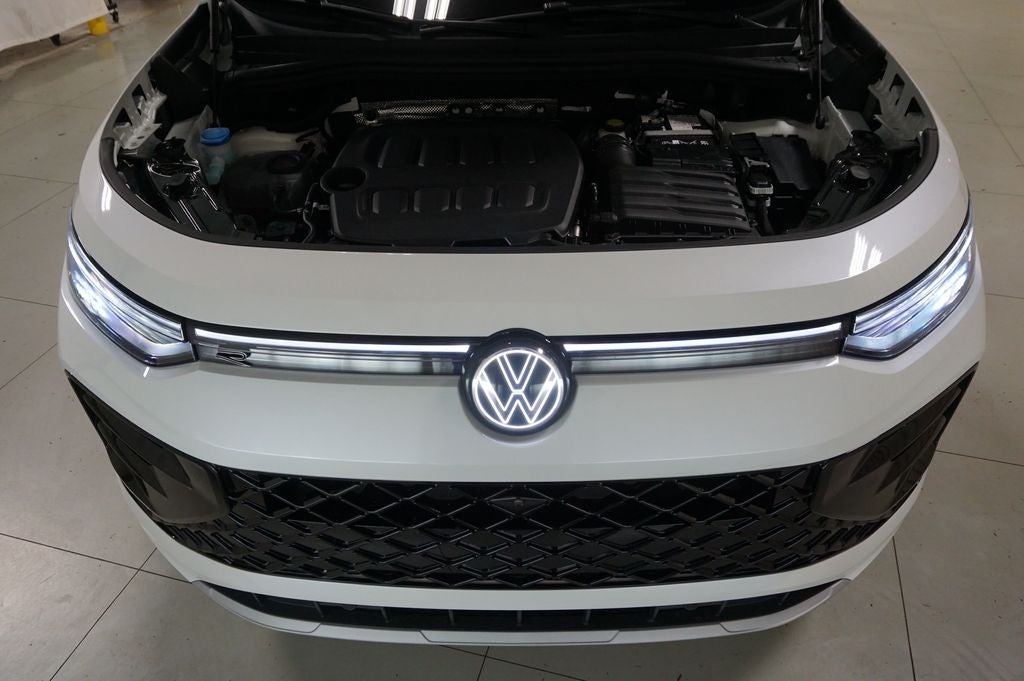 2026 Volkswagen Tiguan 2.0T SEL R-Line Turbo