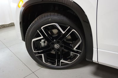 2026 Volkswagen Tiguan 2.0T SEL R-Line Turbo