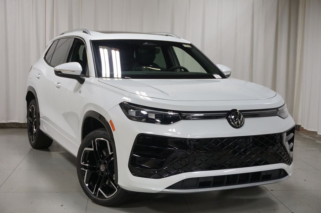 2026 Volkswagen Tiguan 2.0T SEL R-Line Turbo