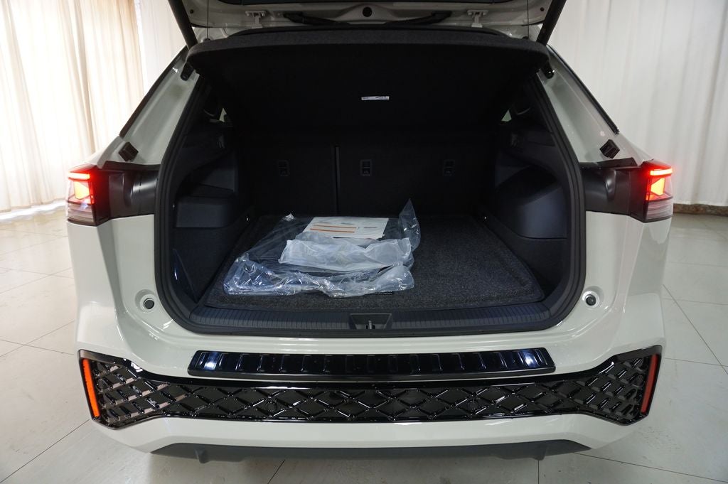 2026 Volkswagen Tiguan 2.0T SEL R-Line Turbo