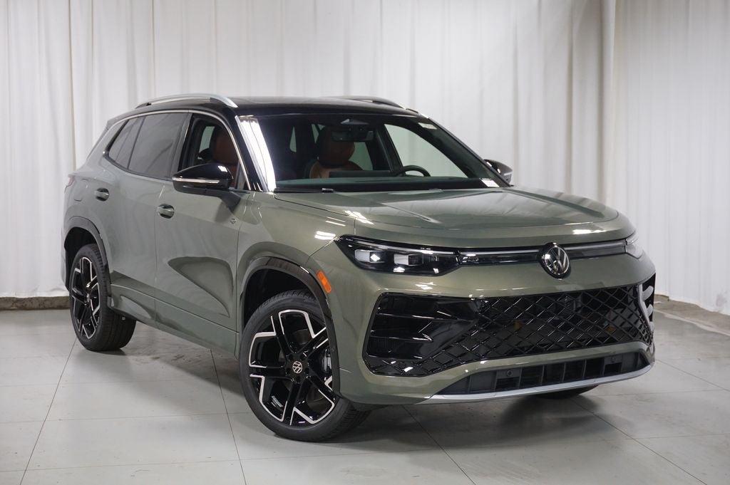 2026 Volkswagen Tiguan 2.0T SEL R-Line Turbo