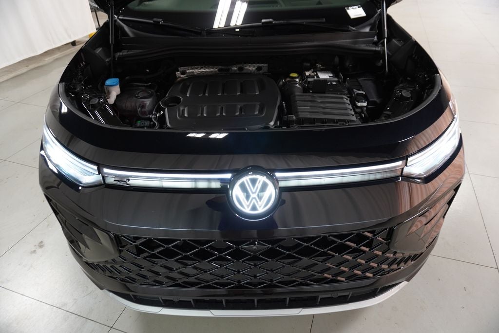 2026 Volkswagen Tiguan SEL R-Line Turbo
