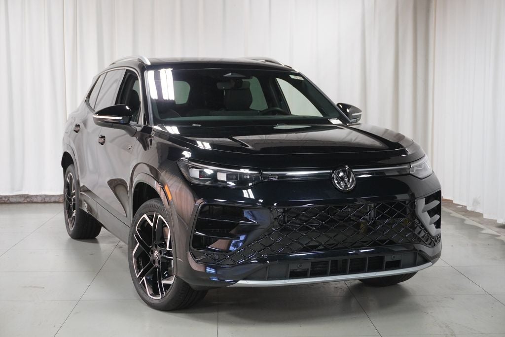 2026 Volkswagen Tiguan SEL R-Line Turbo