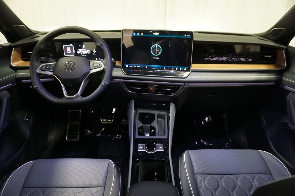 2026 Volkswagen Tiguan 2.0T SEL R-Line Turbo