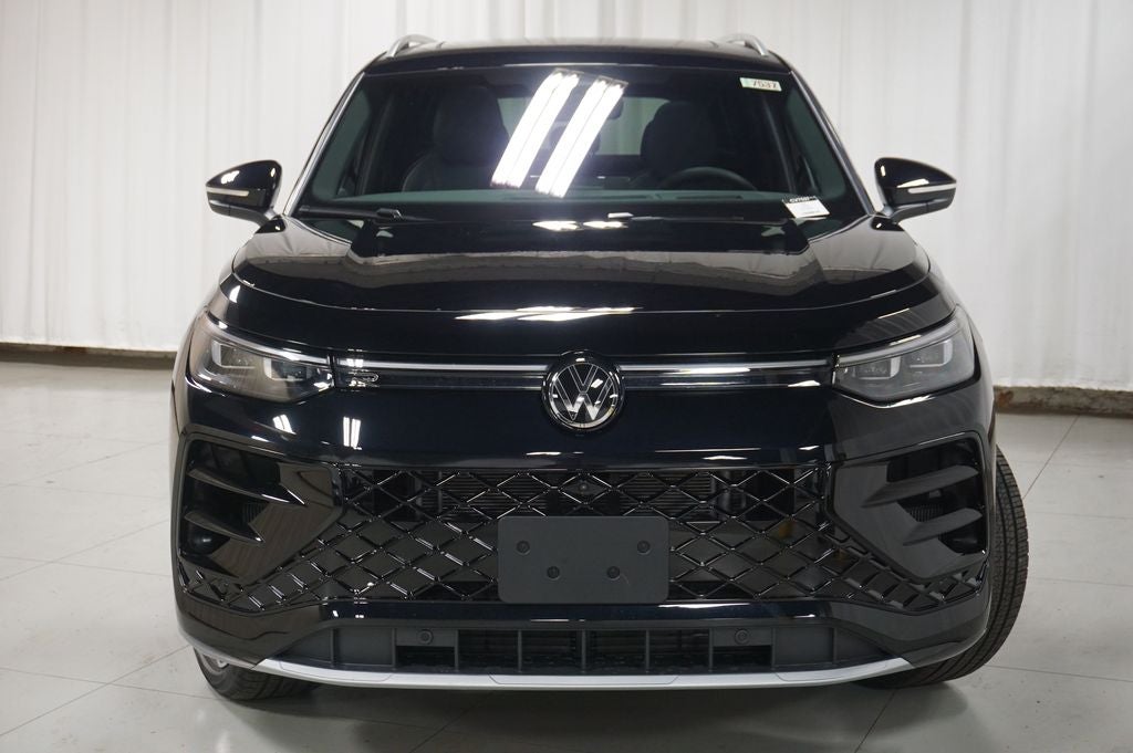 2026 Volkswagen Tiguan 2.0T SEL R-Line Turbo