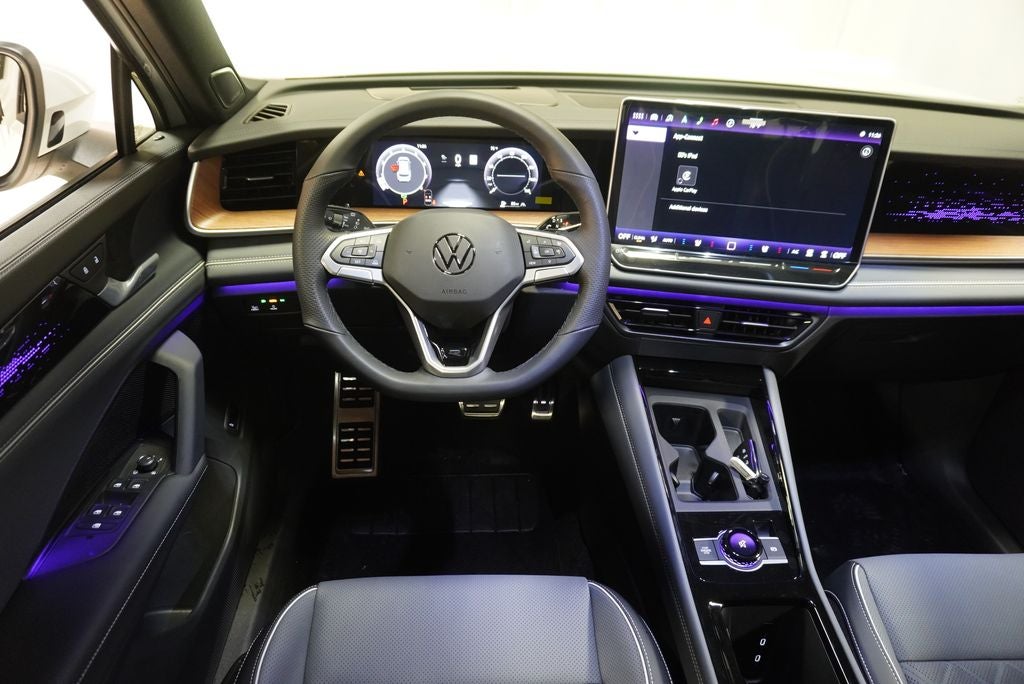 2026 Volkswagen Tiguan 2.0T SEL R-Line Turbo