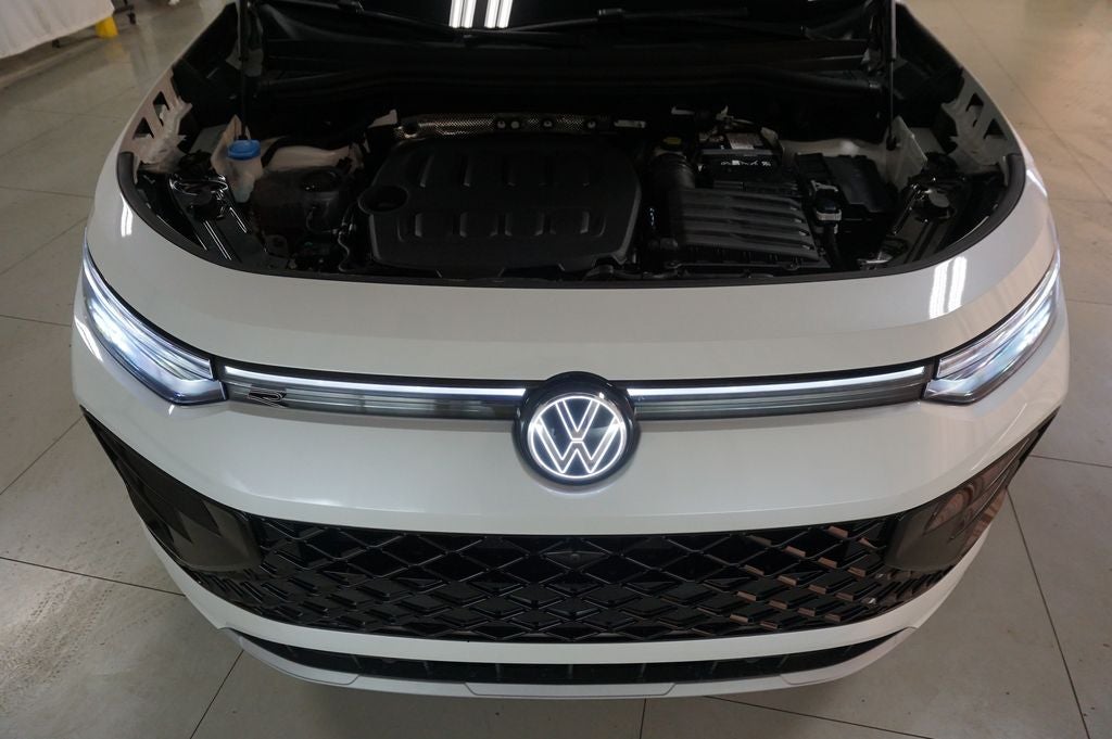 2026 Volkswagen Tiguan 2.0T SEL R-Line Turbo