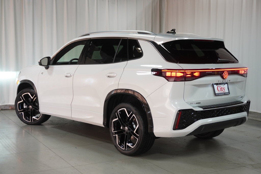 2026 Volkswagen Tiguan SEL R-Line Turbo